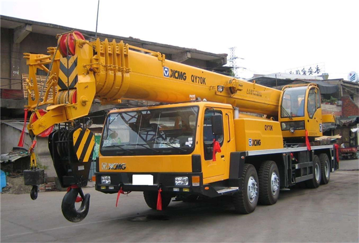 哈巴河县吊车出租选择重点